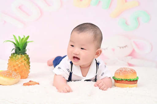 海丰宝宝老是溢奶